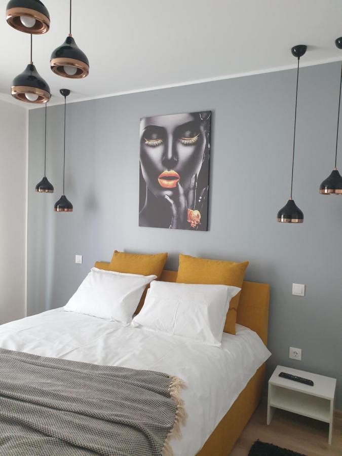 Qualis Apartament Brașov Exterior foto