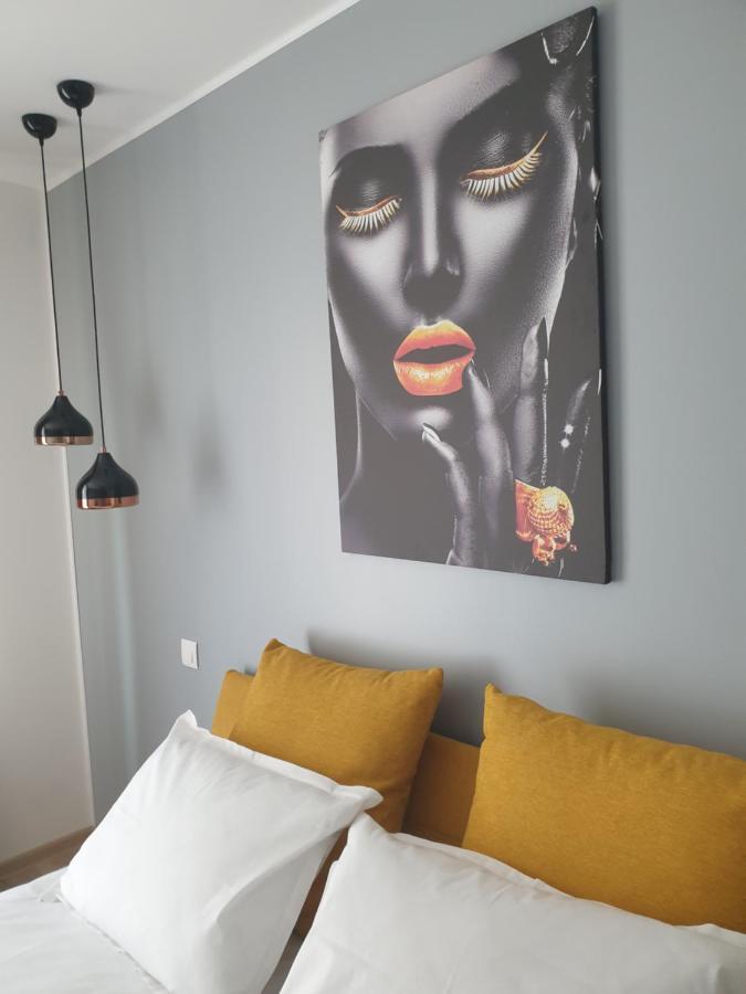 Qualis Apartament Brașov Exterior foto